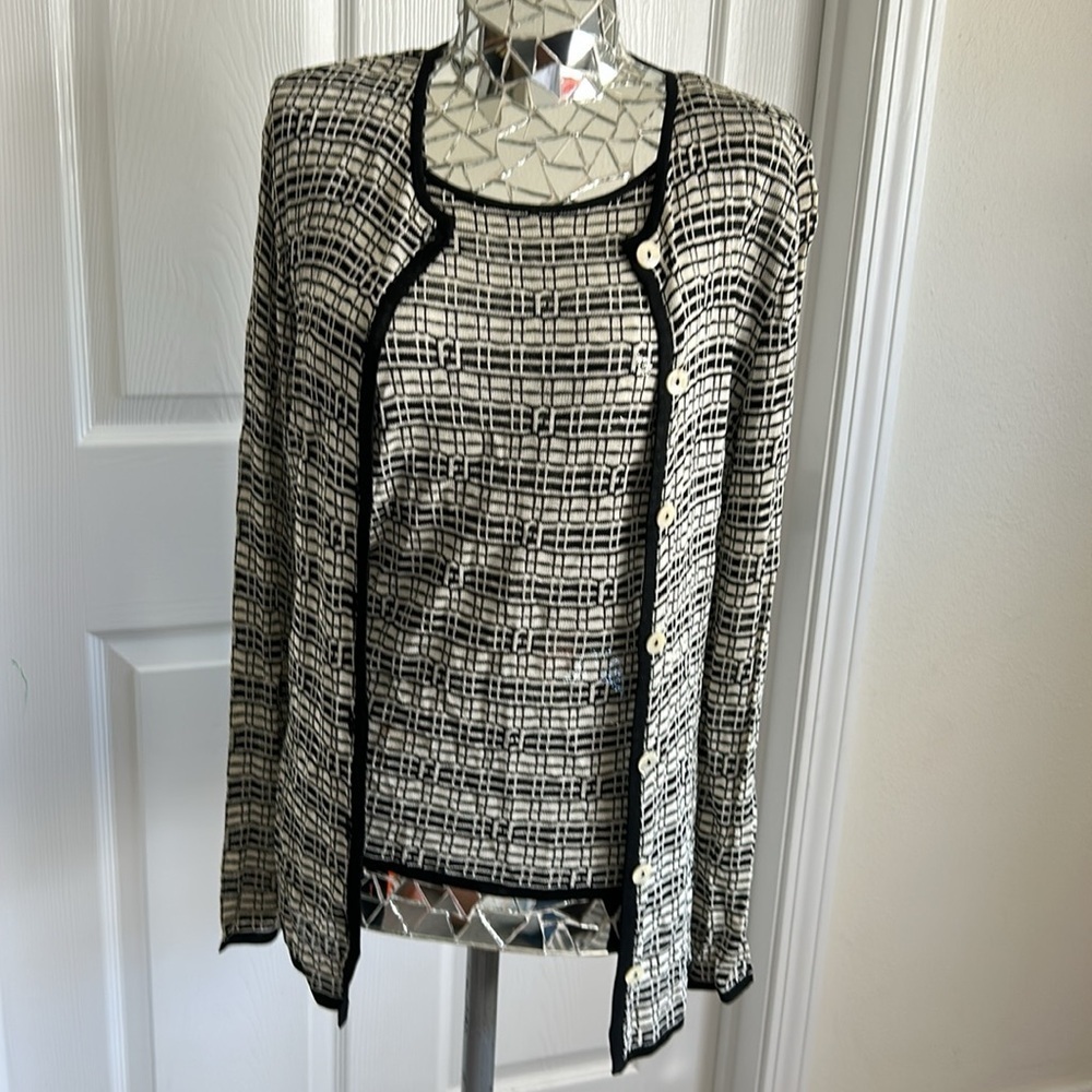 Fendi Vintage Black and Off White Knit Top and Cardigen Authentic 44